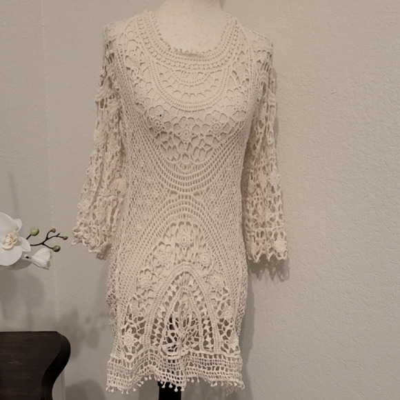 Cream 3/4 Sleeve Cropped Swim Coverup - Picture 1 of 2